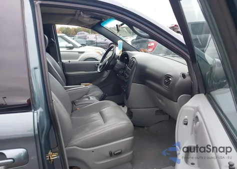 2005 Dodge Grand Caravan Sxt from USA, damaged, VIN 2D4GP44L05R149059